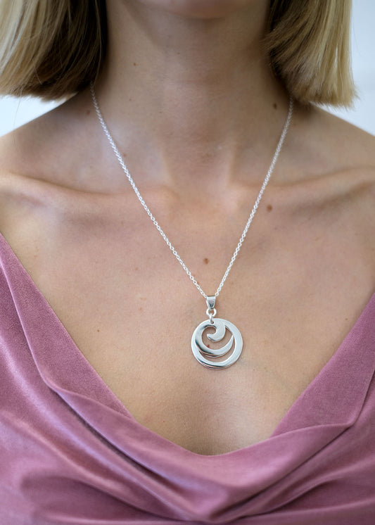 Spiral Circle Pendant Necklace